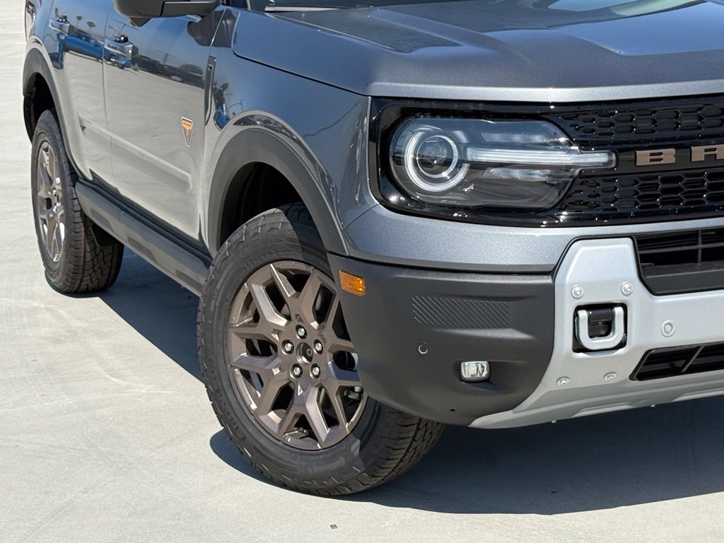 New 2026 Ford Bronco Sport Badlands w/ Bronze Package AWD/4WD image 4
