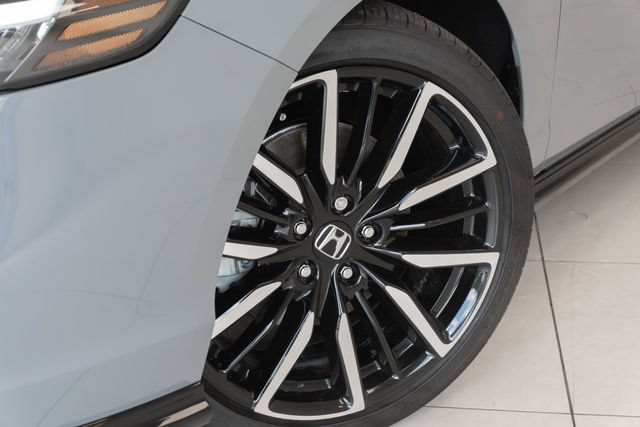 New 2026 Honda Accord Touring image 2
