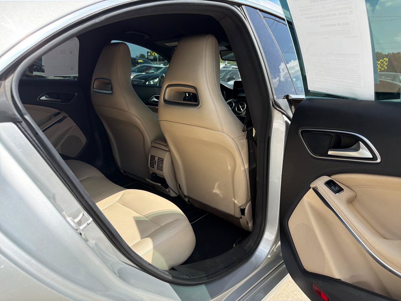 Used 2015 Mercedes-Benz CLA 250 4MATIC image 25