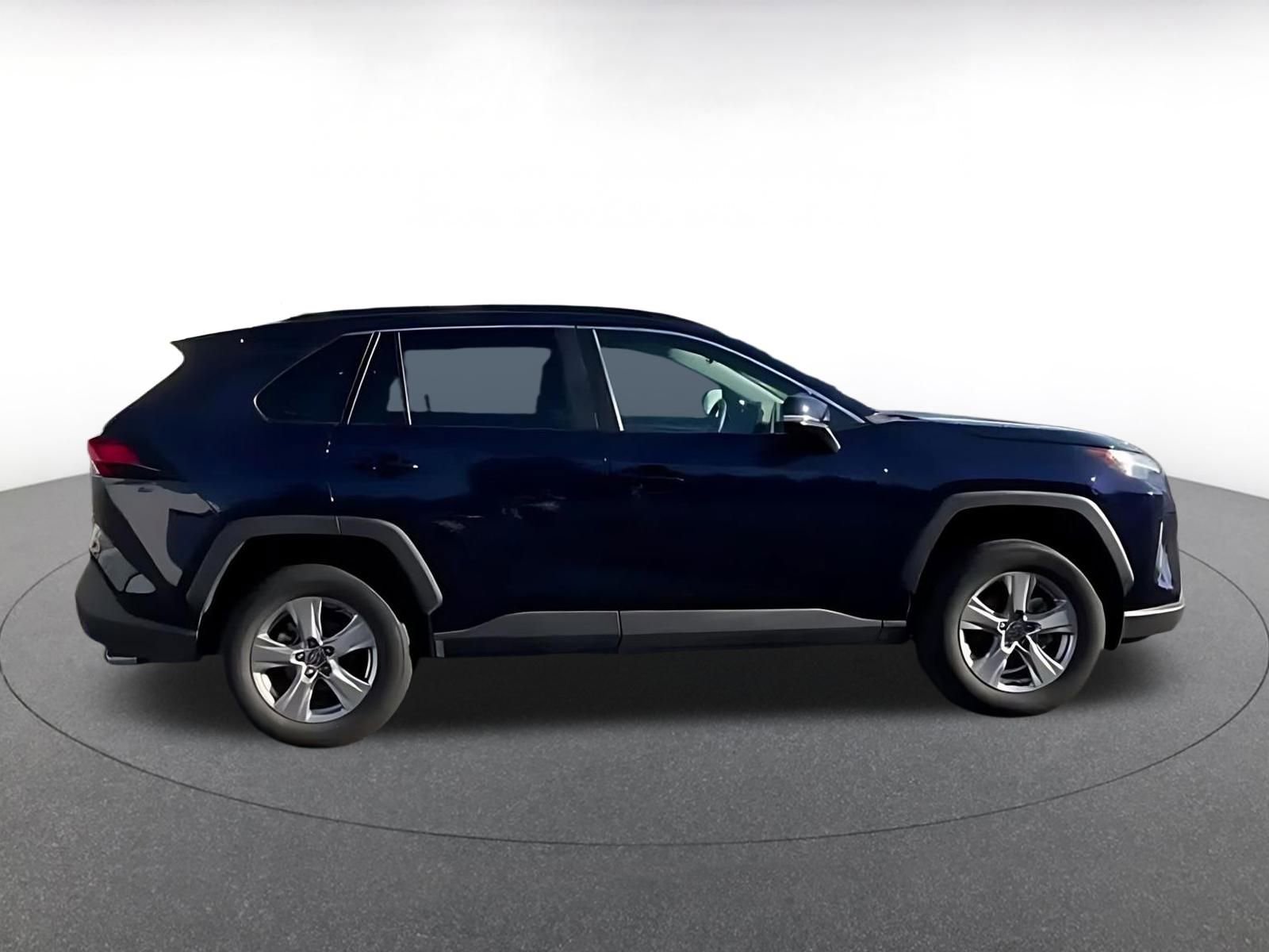 Used 2025 Toyota RAV4 XLE w/ Convenience Package image 15