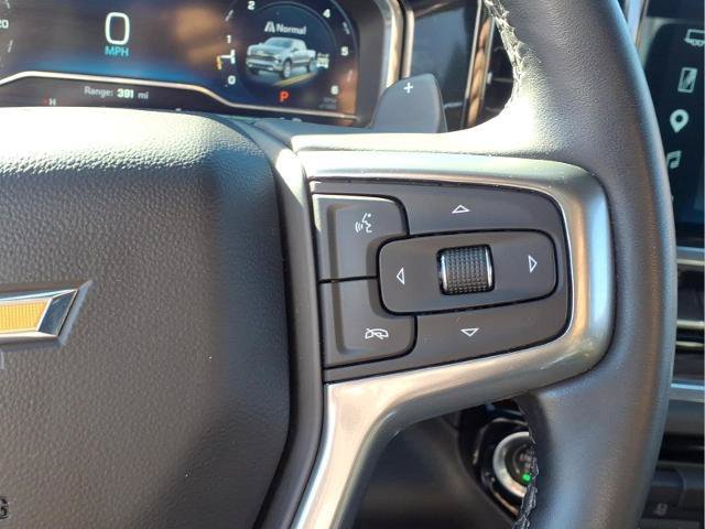 Used 2023 Chevrolet Silverado 1500 LT AWD/4WD image 17