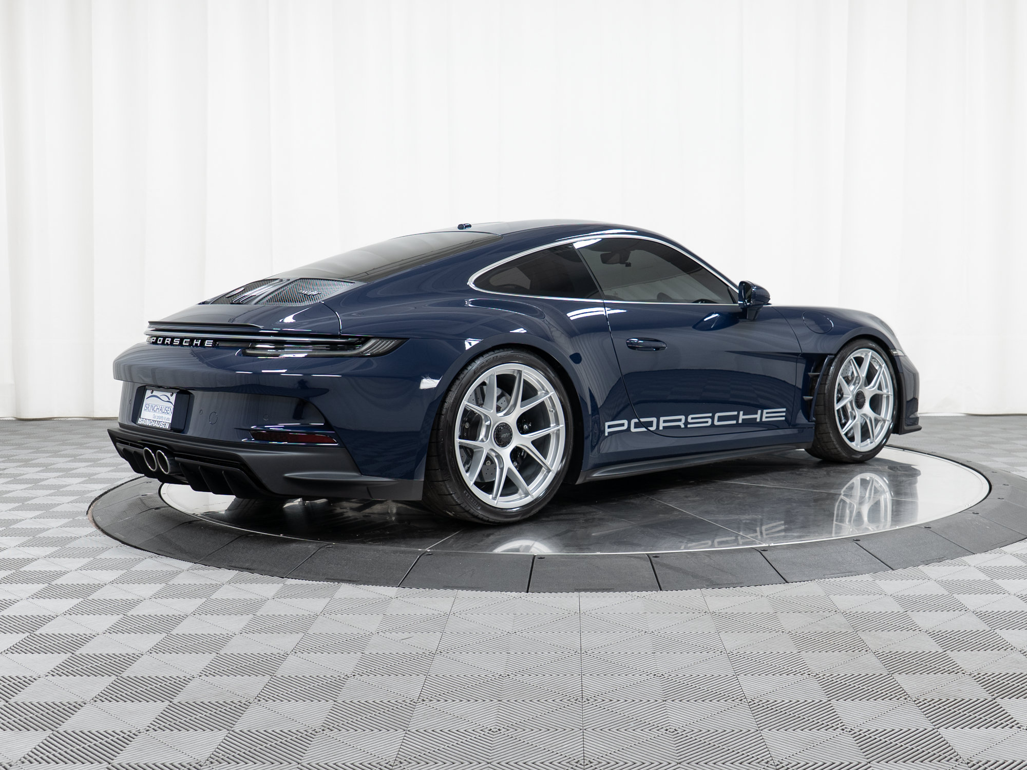 Used 2024 Porsche 911 GT3 RS RWD image 5