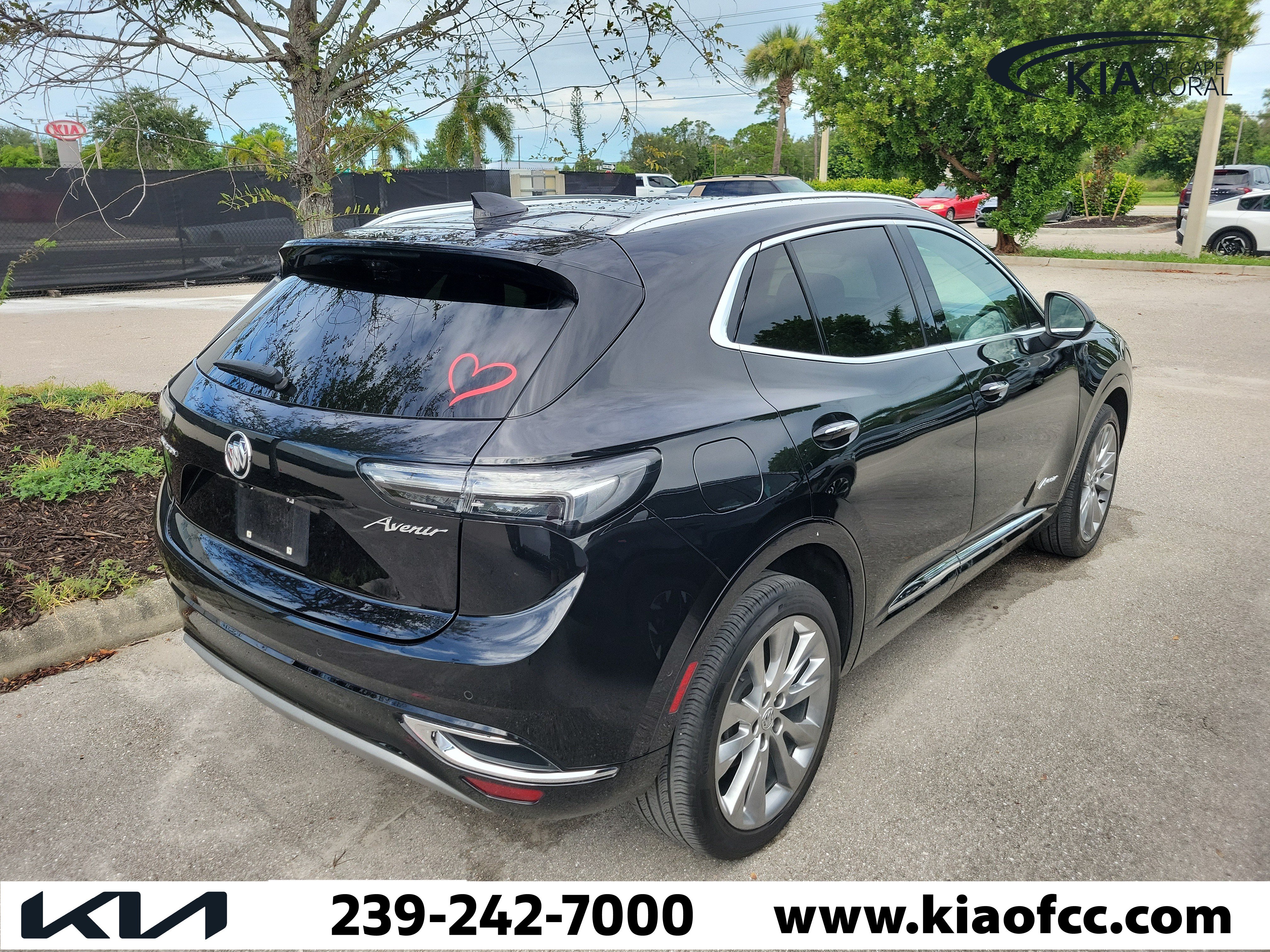 Used 2023 Buick Envision Avenir FWD image 6