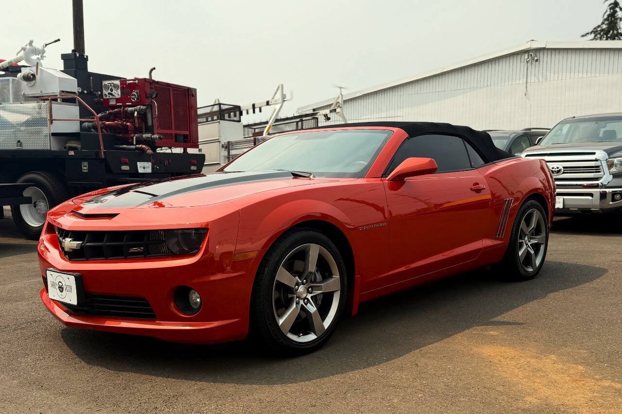 Used 2011 Chevrolet Camaro SS w/ RS Package RWD image 5