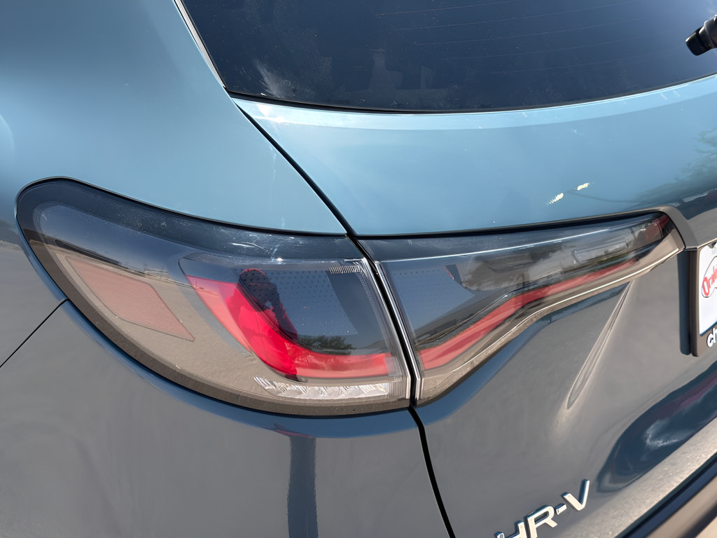 Used 2023 Honda HR-V Sport image 12