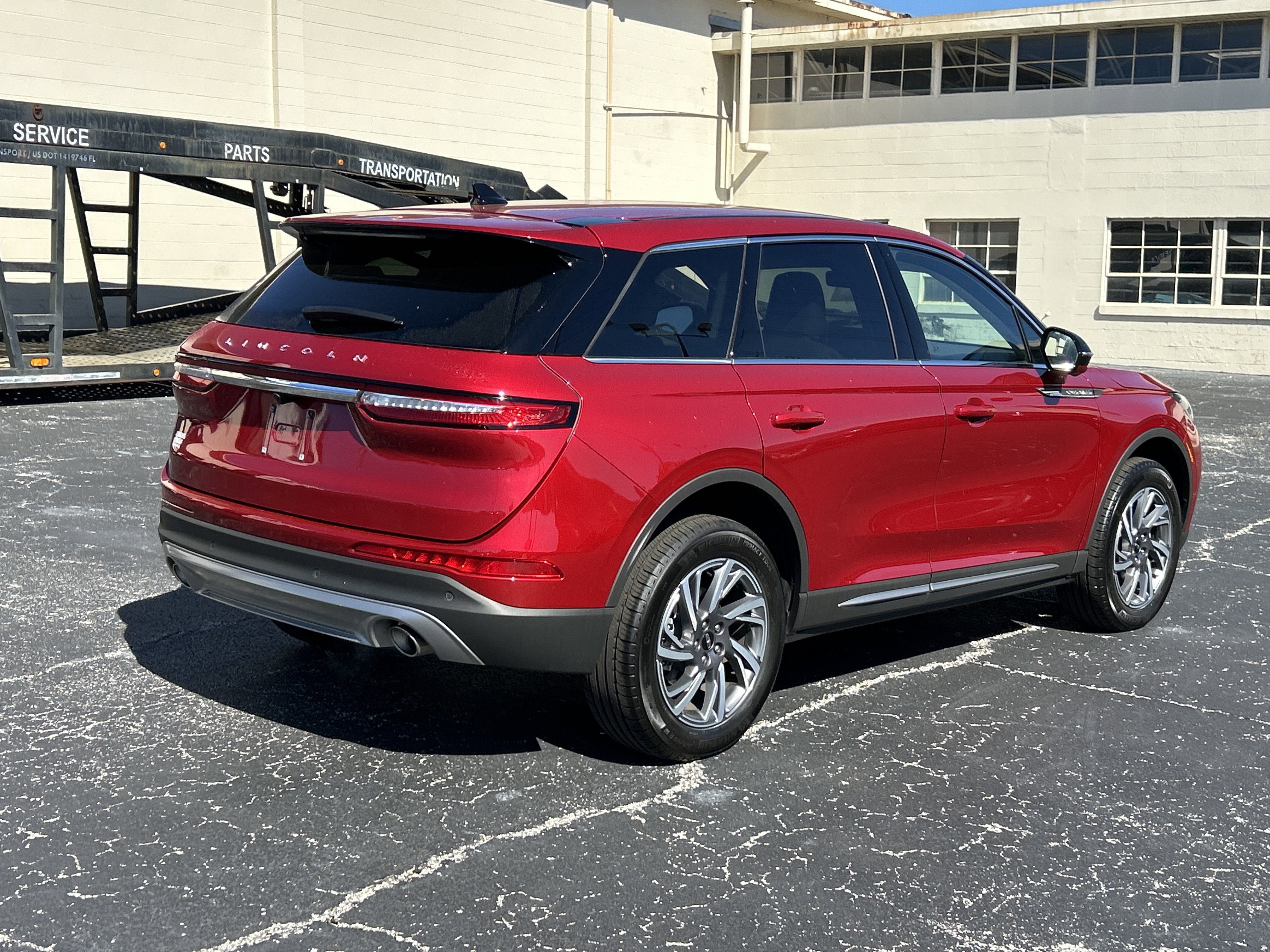 Used 2024 Lincoln Corsair Premiere w/ Equipment Group 101A image 3