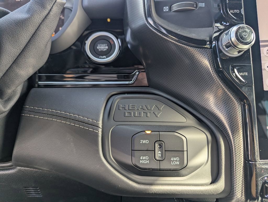 New 2026 RAM 2500 Limited image 15