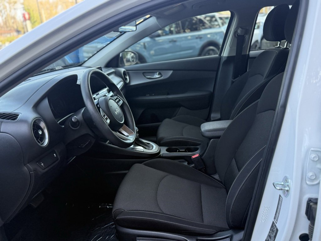 Used 2022 Kia Forte LXS image 22