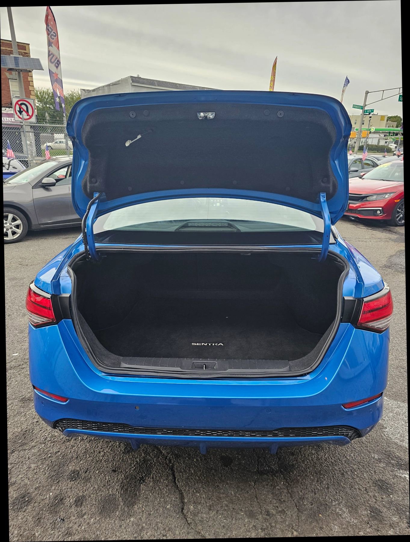 Used 2024 Nissan Sentra SV image 31