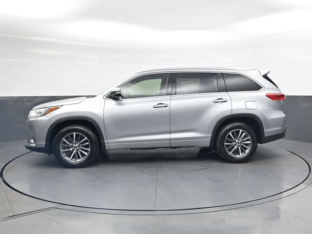 Used 2018 Toyota Highlander XLE FWD image 8