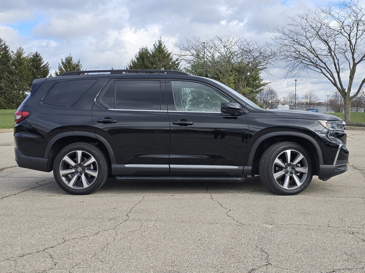 Certified 2024 Honda Pilot Elite image 21