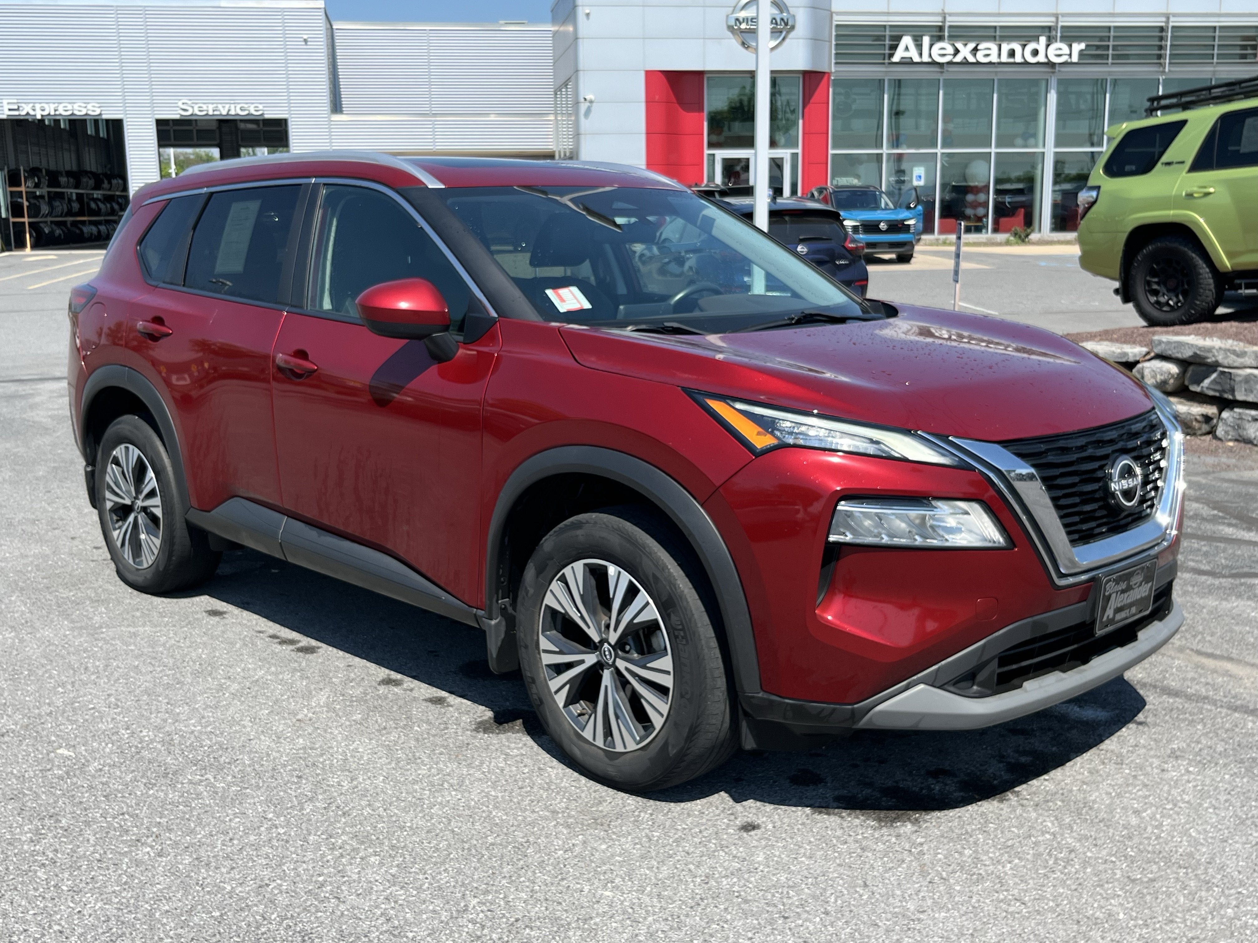 Used 2023 Nissan Rogue SV w/ SV Premium B Package