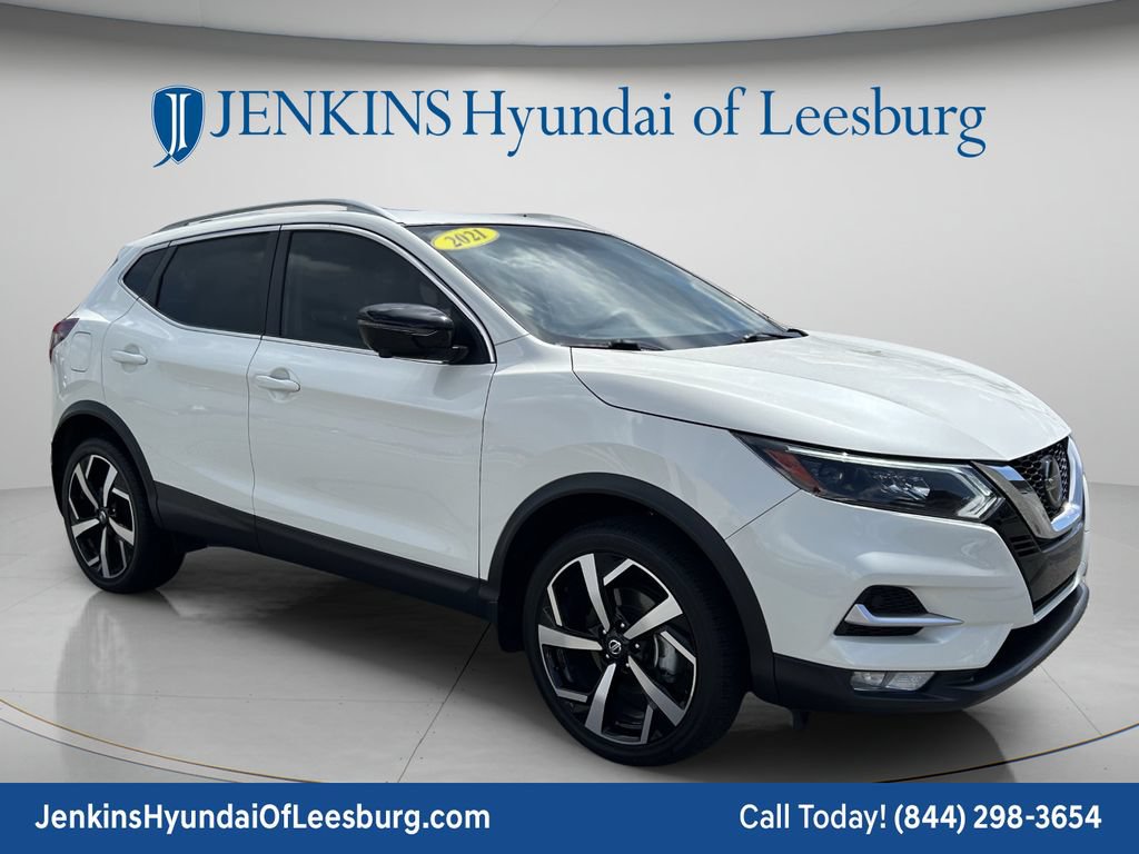 Used 2021 Nissan Rogue Sport SL w/ Premium Package FWD image 1