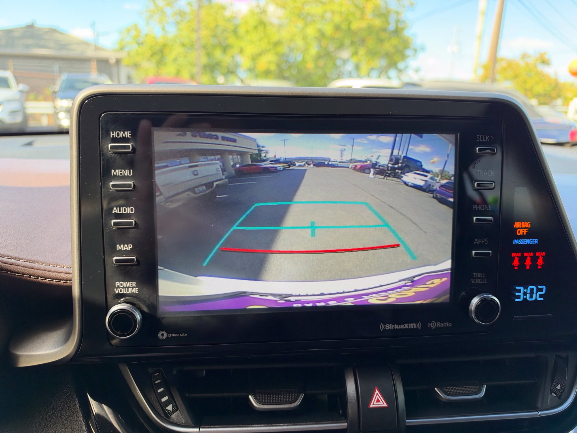 Used 2019 Toyota C-HR Limited FWD image 19