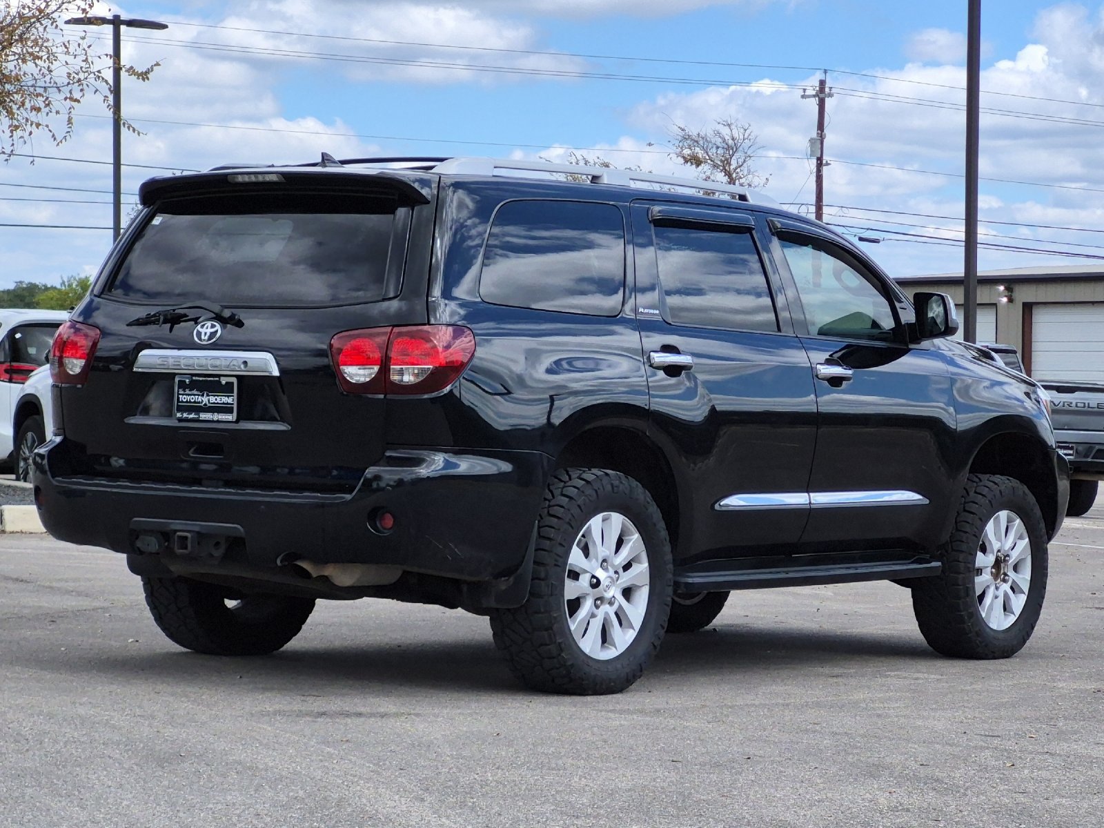 Used 2018 Toyota Sequoia Platinum RWD image 5