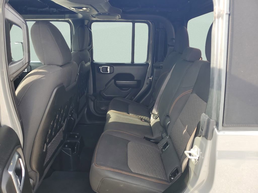 Used 2022 Jeep Gladiator Mojave w/ Trailer Tow Package image 32