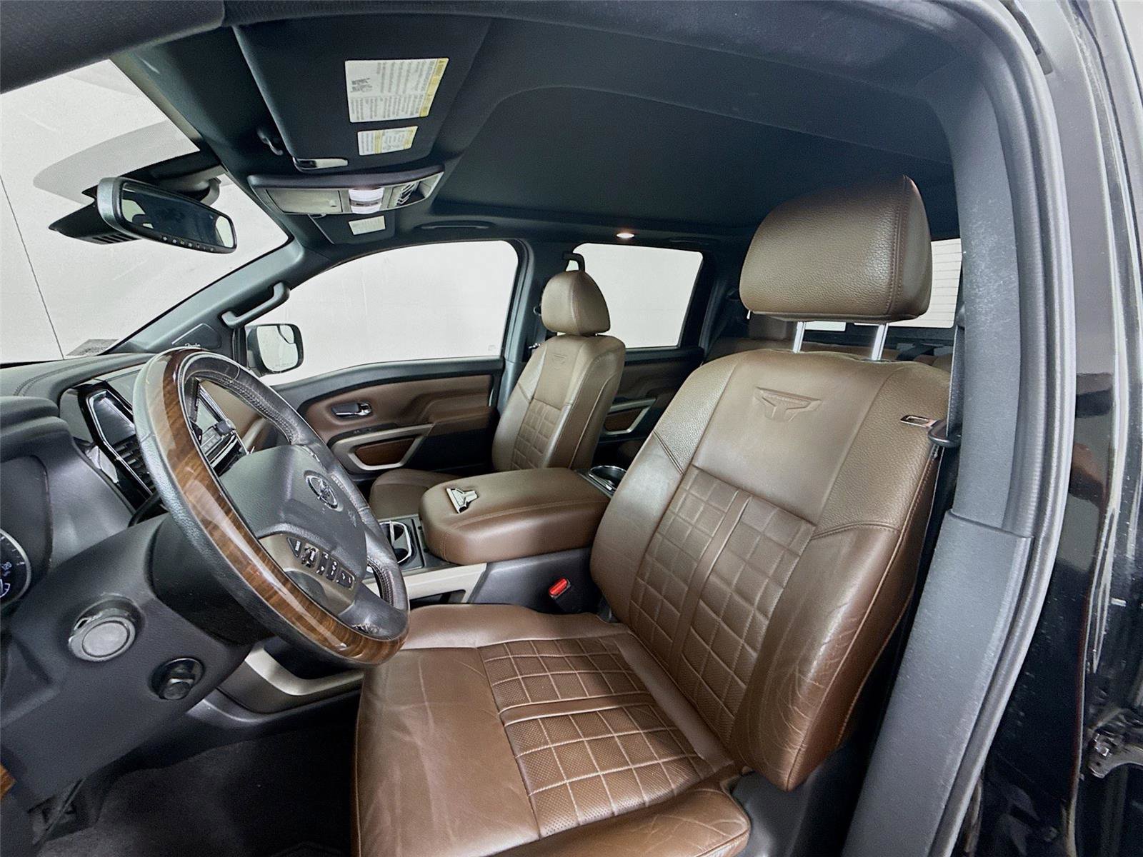 Used 2021 Nissan Titan Platinum Reserve w/ Moonroof Package AWD/4WD image 2