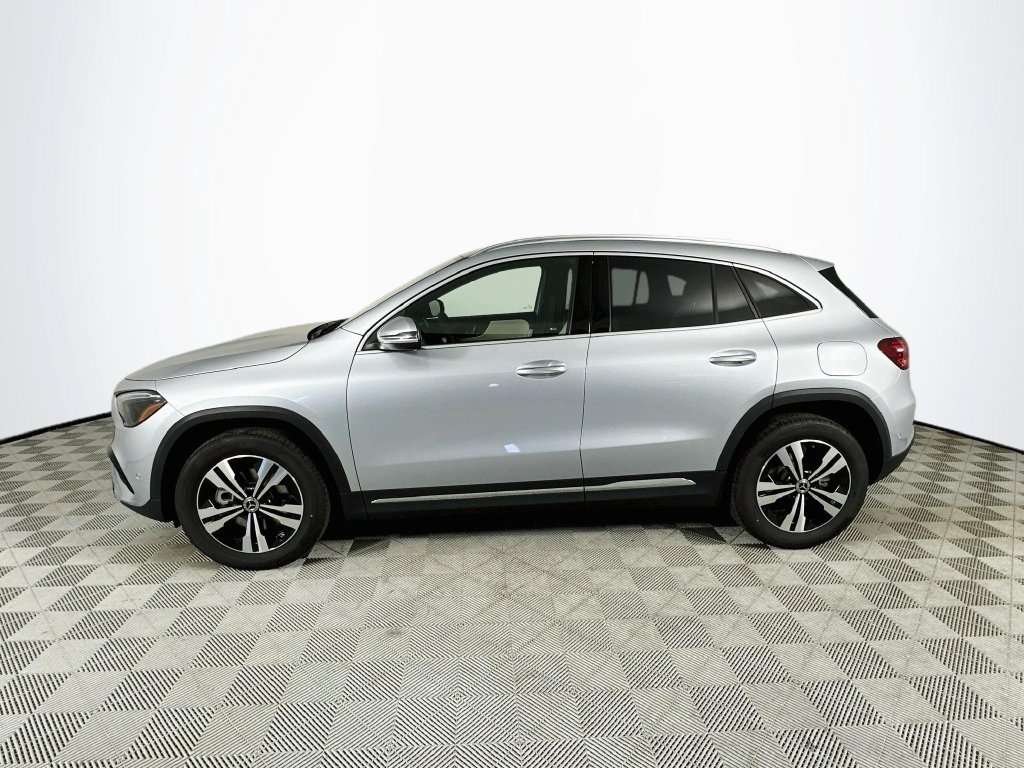 Certified 2026 Mercedes-Benz GLA 250 image 4