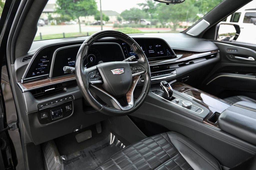 Used 2021 Cadillac Escalade ESV Sport Platinum AWD/4WD image 13