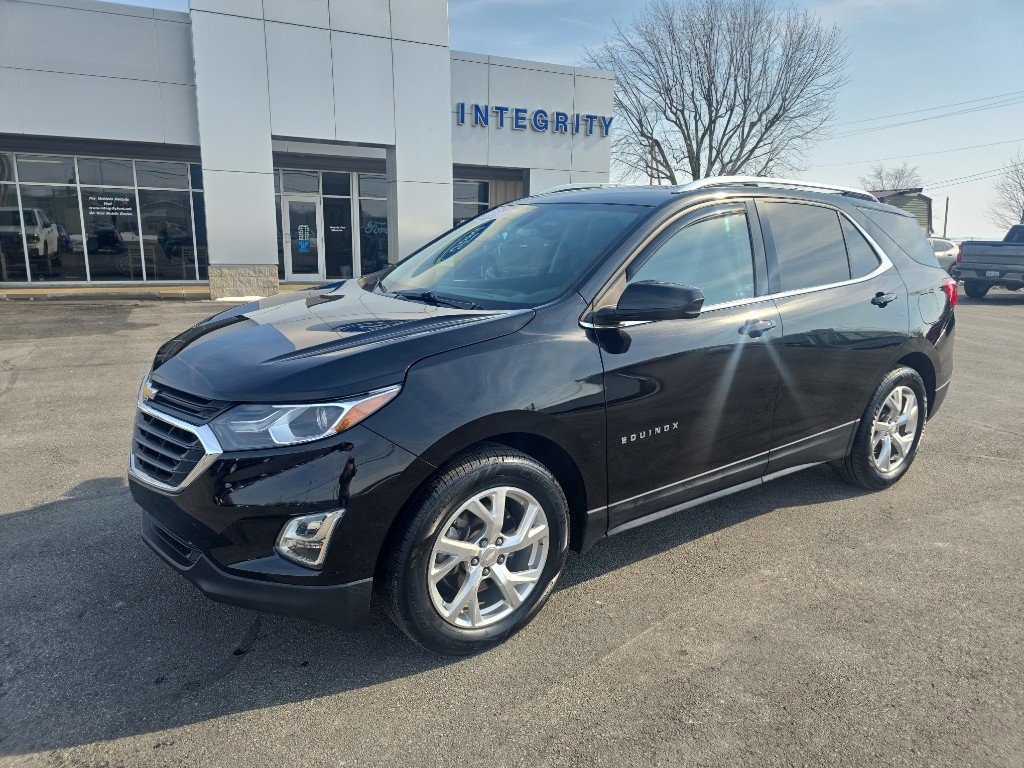 Used 2019 Chevrolet Equinox LT image 2