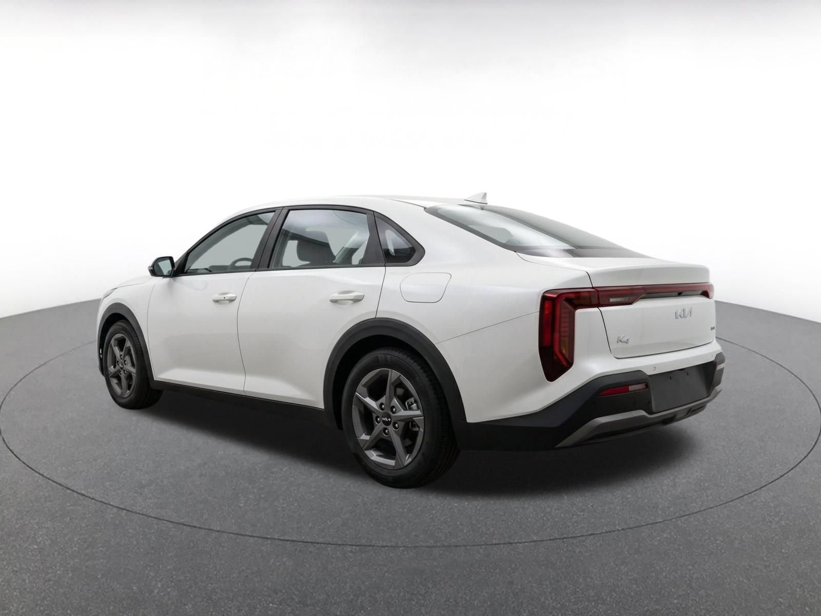 Used 2025 Kia K4 FWD image 6