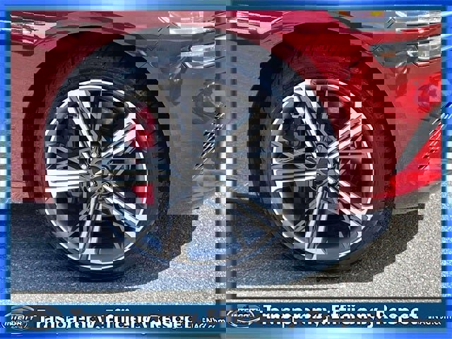 Used 2025 Genesis G70 2.5T w/ Sport Prestige Package image 9