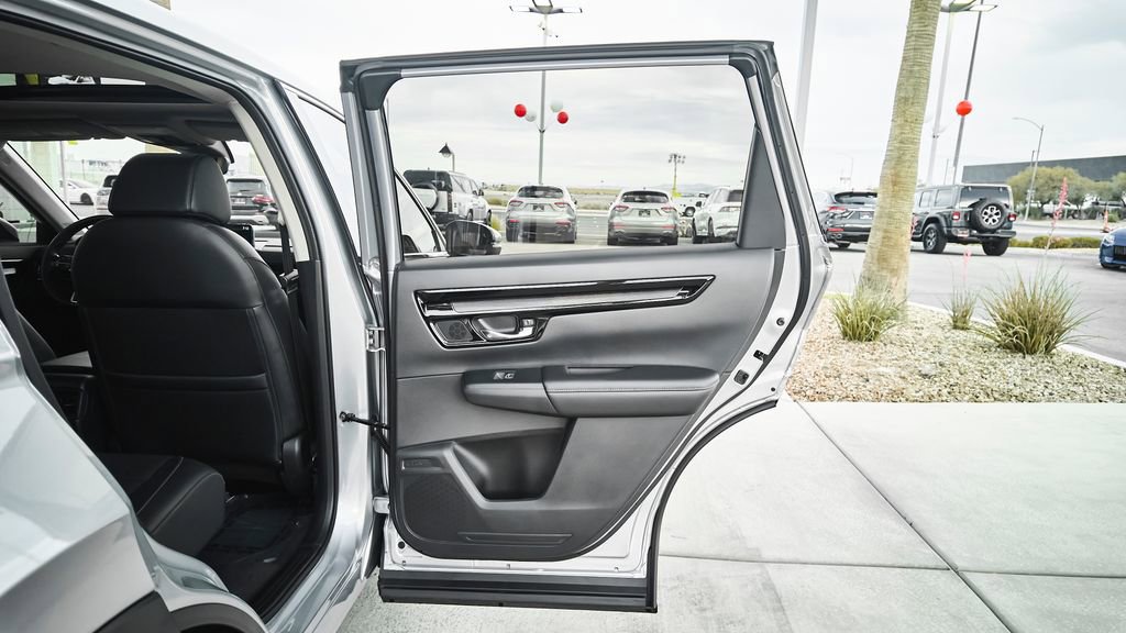 Used 2025 Honda CR-V EX-L image 14