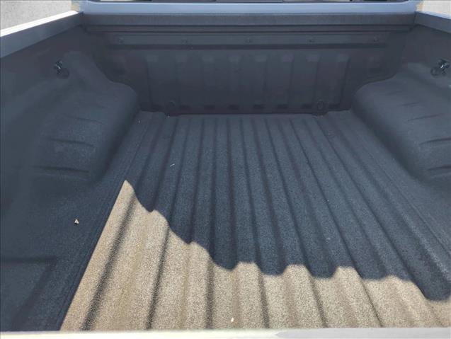 Used 2024 Nissan Frontier Pro-X RWD image 24