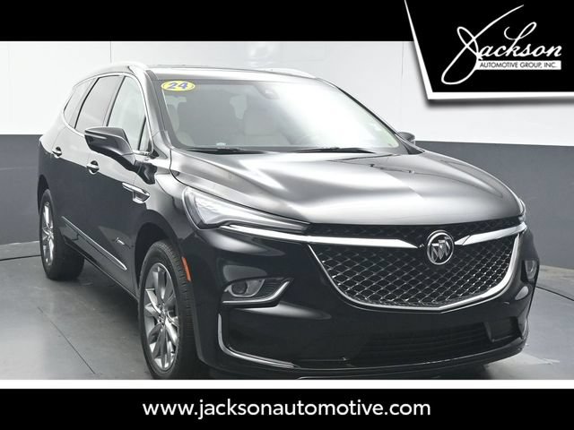 Used 2024 Buick Enclave Avenir FWD image 1