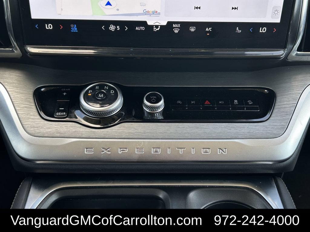 Used 2025 Ford Expedition Max Platinum AWD/4WD image 22