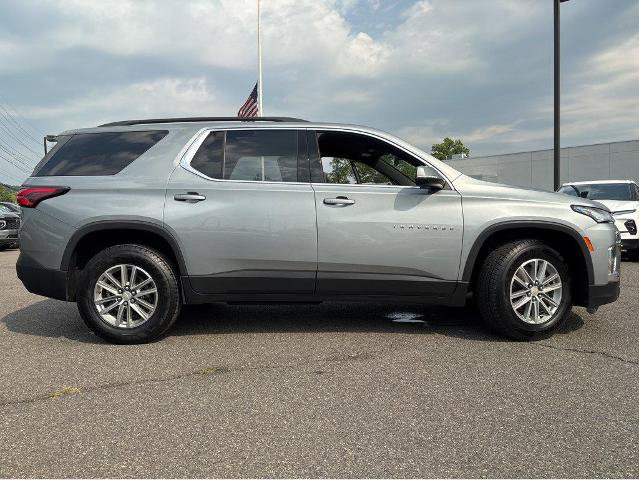 Used 2023 Chevrolet Traverse LT FWD image 5