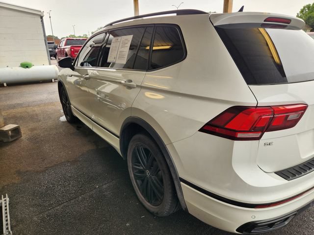 Used 2022 Volkswagen Tiguan SE R-Line FWD image 4