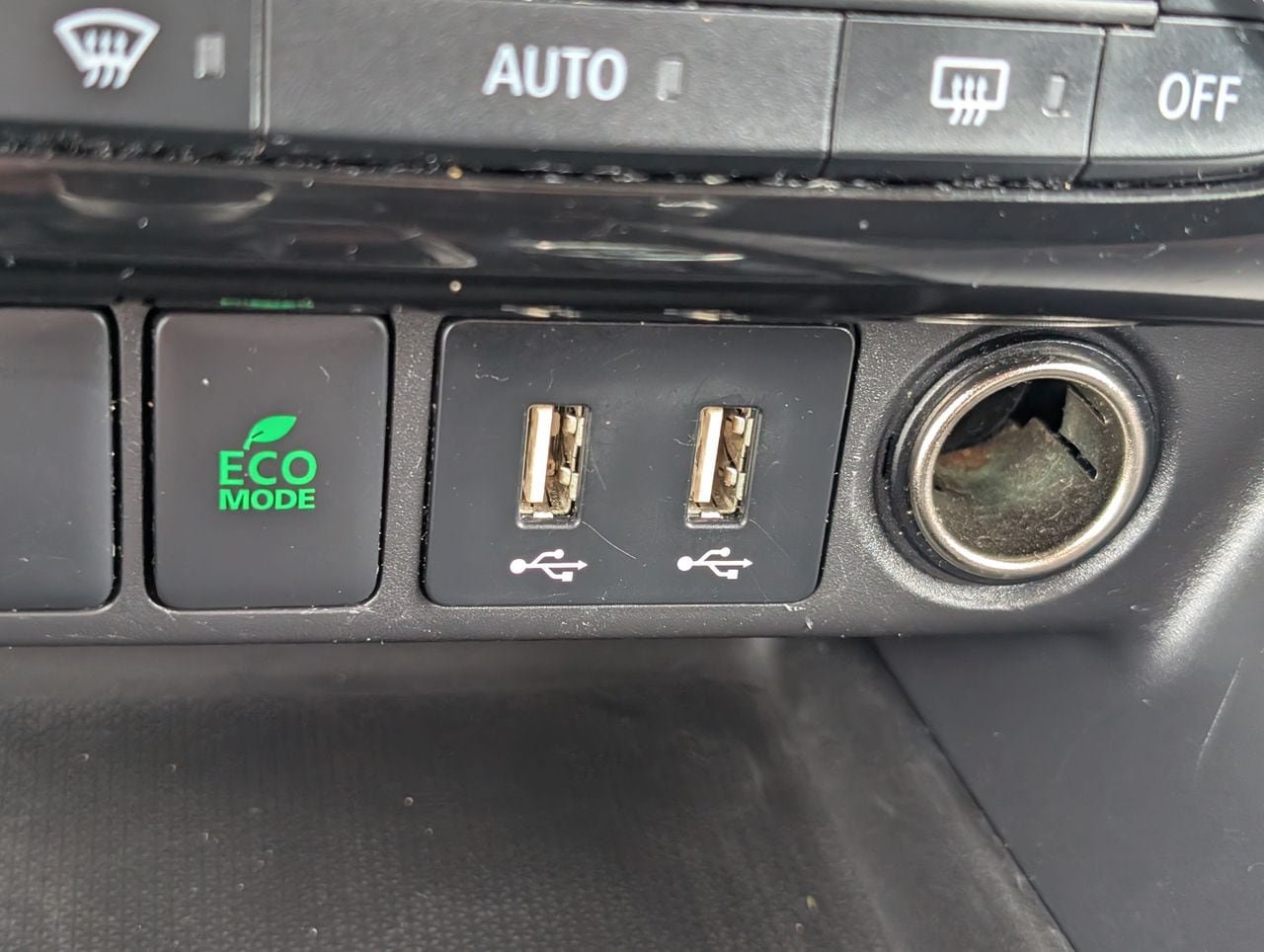 Used 2022 Mitsubishi Eclipse Cross LE AWD/4WD image 20