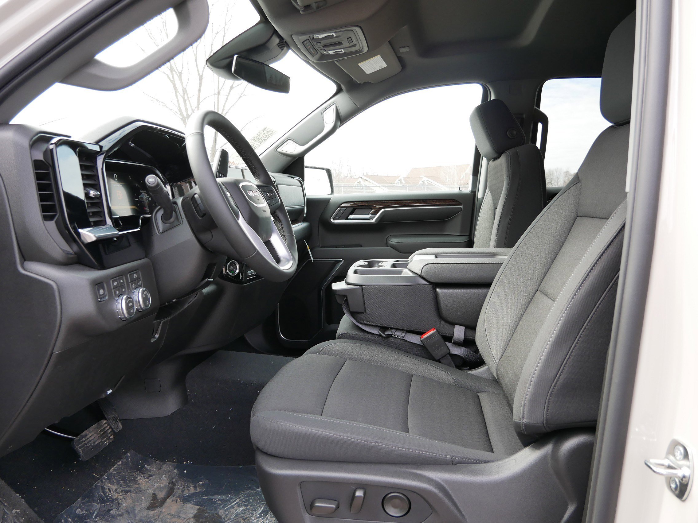 New 2026 GMC Sierra 1500 SLE w/ X31 Off-Road Package image 11