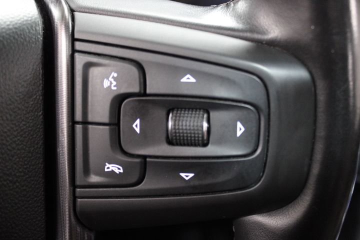 Used 2023 GMC Yukon Denali Ultimate image 39