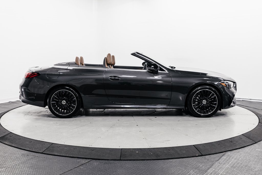 Used 2024 Mercedes-Benz CLE 450 4MATIC Cabriolet w/ Driver Assistance Package image 38