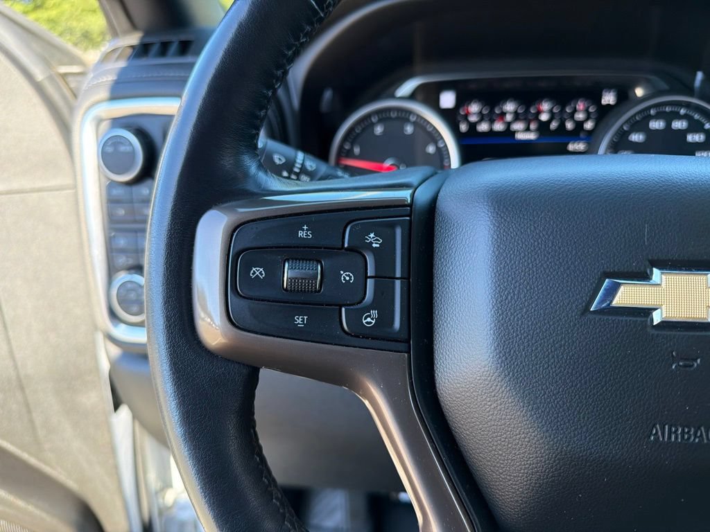 Used 2021 Chevrolet Silverado 3500 High Country w/ Z71 Off-Road Package AWD/4WD image 15