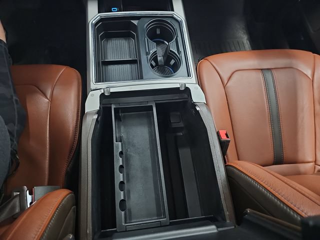 Used 2019 Ford F350 King Ranch w/ King Ranch Ultimate Package AWD/4WD image 23