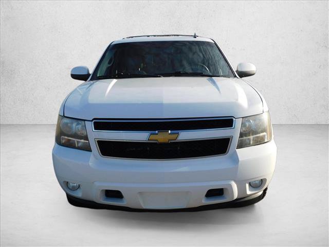 Used 2011 Chevrolet Tahoe LT w/ Luxury Package AWD/4WD image 4