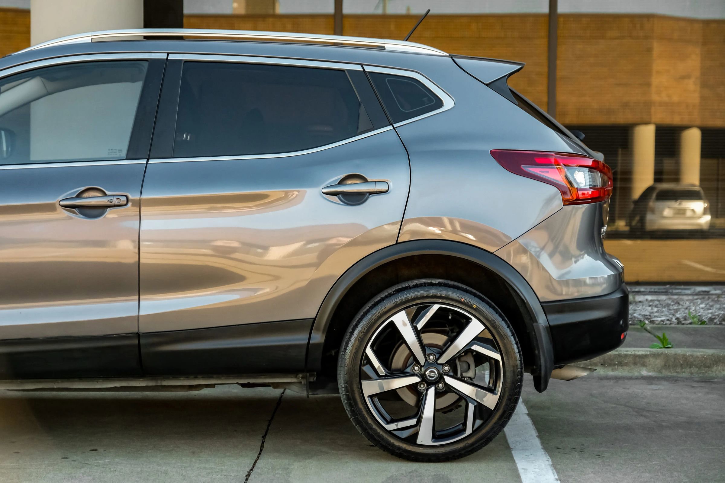 Used 2022 Nissan Rogue Sport SL AWD/4WD image 13