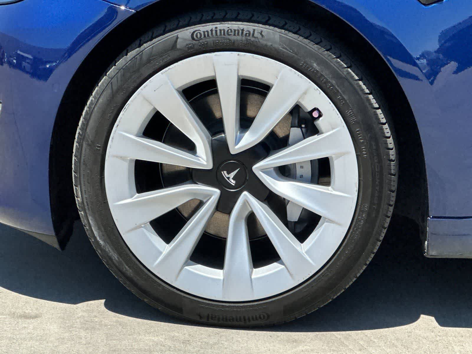 Used 2022 Tesla Model 3 Long Range AWD/4WD image 26