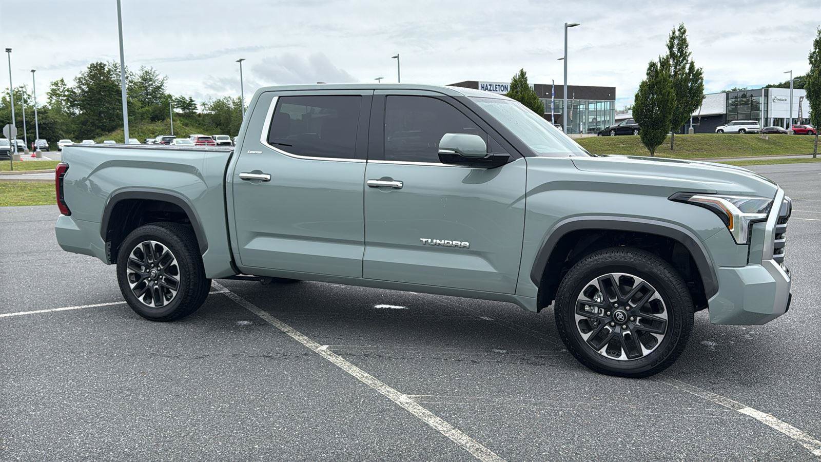 Used 2026 Toyota Tundra Limited AWD/4WD image 3