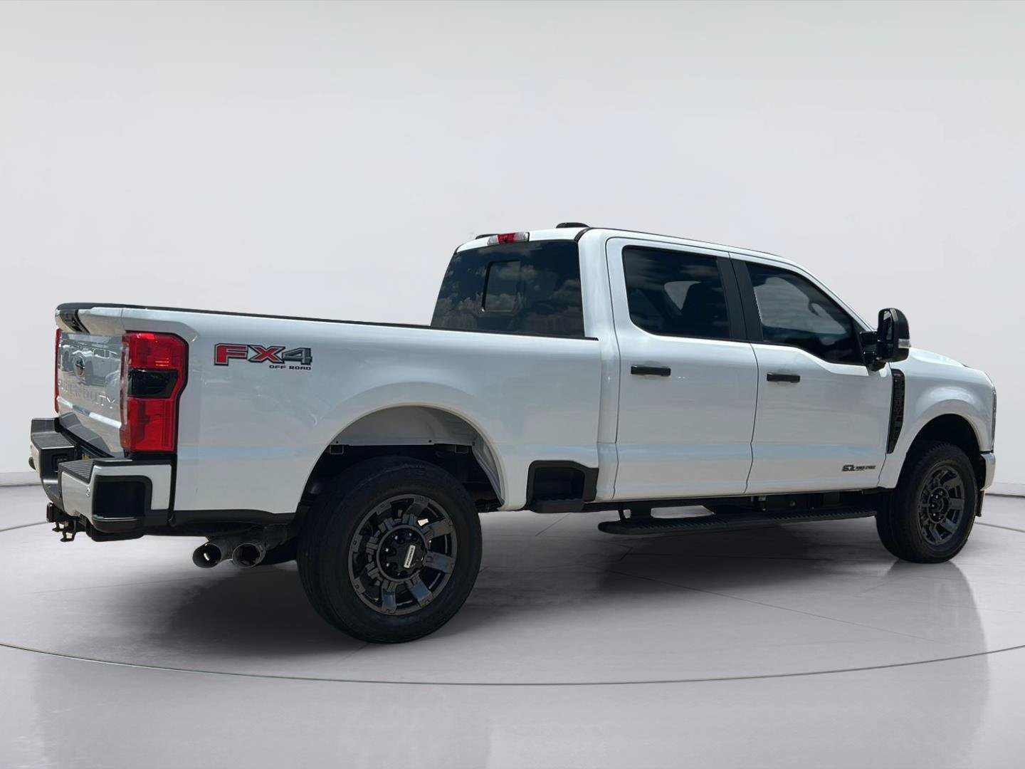 Certified 2024 Ford F250 XL w/ STX Appearance Package AWD/4WD image 7