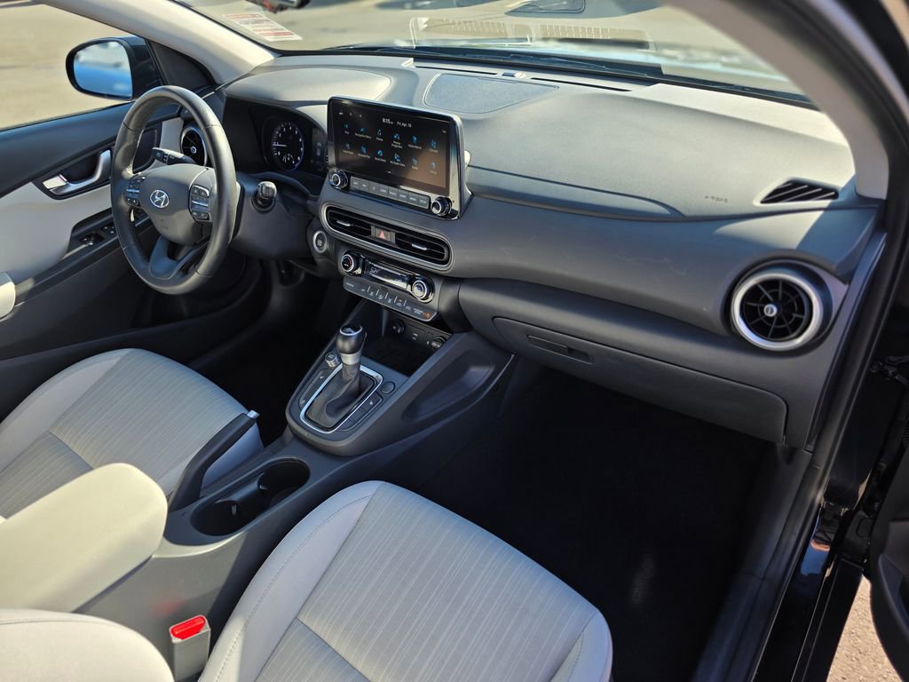 Certified 2023 Hyundai Kona SEL w/ Convenience Package image 8