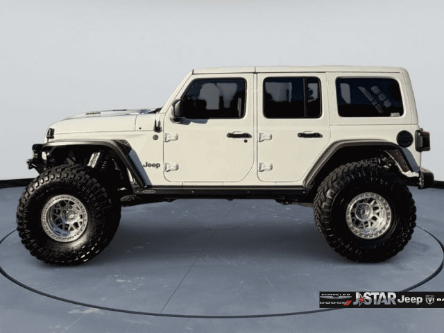 Used 2024 Jeep Wrangler Unlimited Rubicon 392 AWD/4WD image 8