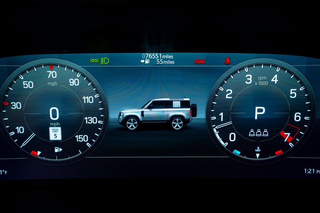 Used 2022 Land Rover Defender 90 S AWD/4WD image 36