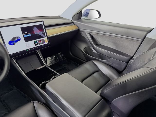 Used 2020 Tesla Model 3 Standard Range RWD image 25