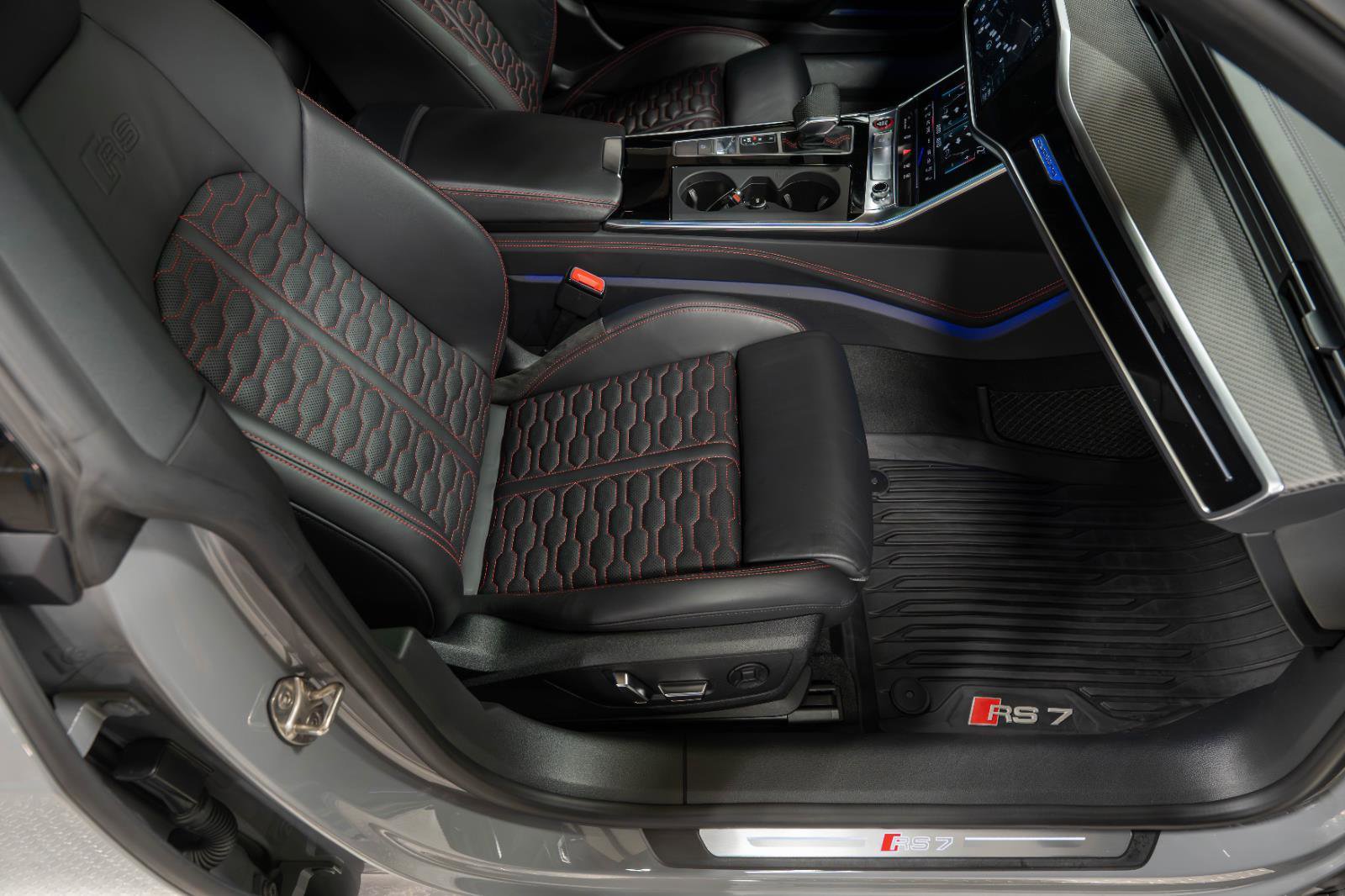 Used 2021 Audi RS 7 Sportback w/ Black Optic Package image 84