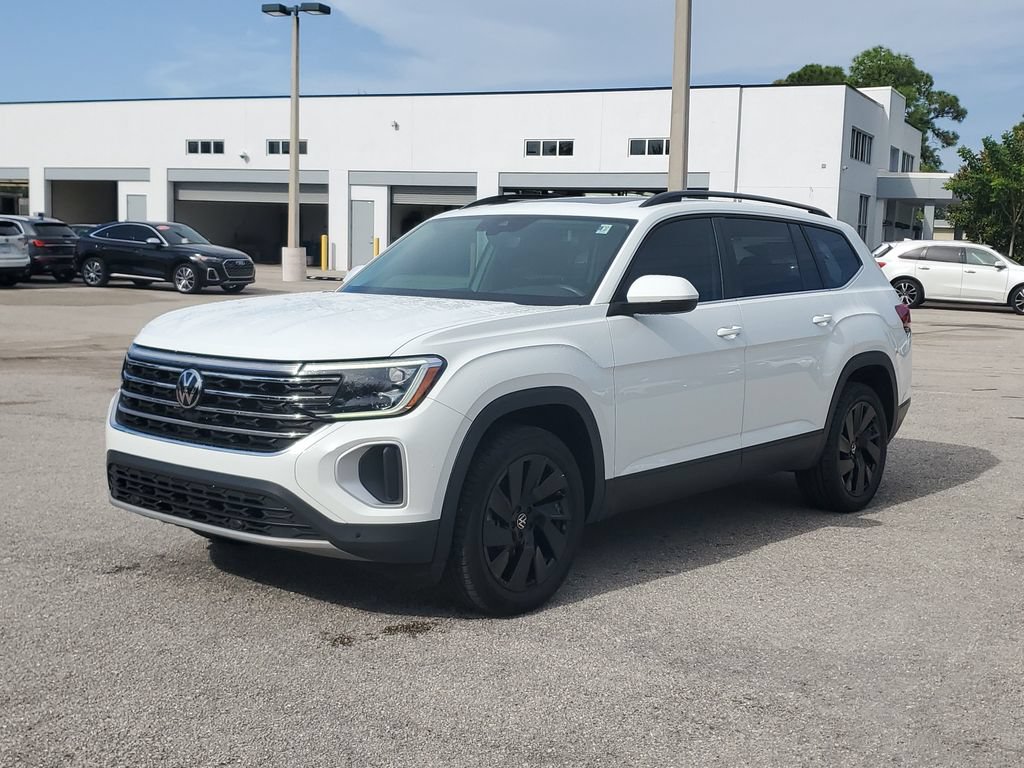 Certified 2024 Volkswagen Atlas SE w/ Panoramic Sunroof Package FWD image 9