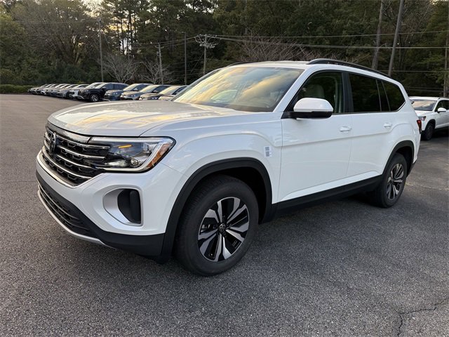New 2026 Volkswagen Atlas SE image 2